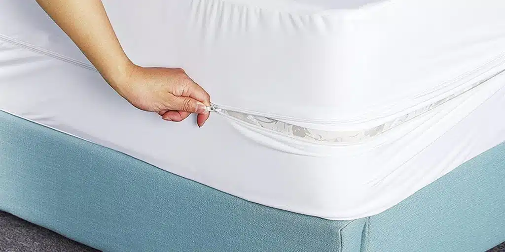 Custom mattress encasement zipper